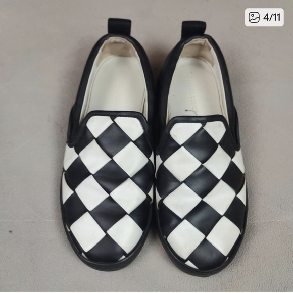 Bottega Veneta Black and White Checkered Loafers - Picture 5 of 6